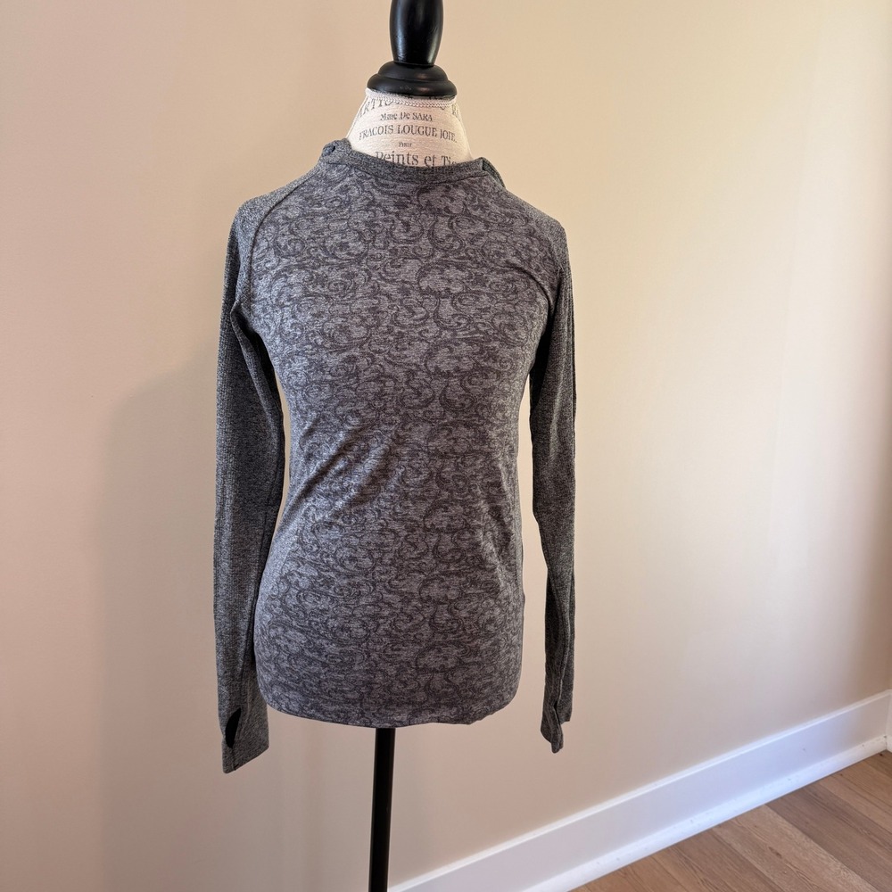 Climawear Women's Gray Long Sleeve Hoodie Size L/XL